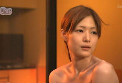 全裸美女视频