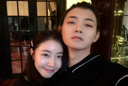娱乐圈吃瓜壁纸动态,揭秘明星幕后生活瞬间